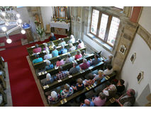 Nachfeier des Mährisch-Neustädter Wachsstockfestes an der Weingartenkapelle (Foto: Karl-Franz Thiede)